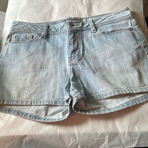 Old Navy denim shorts. Size 8